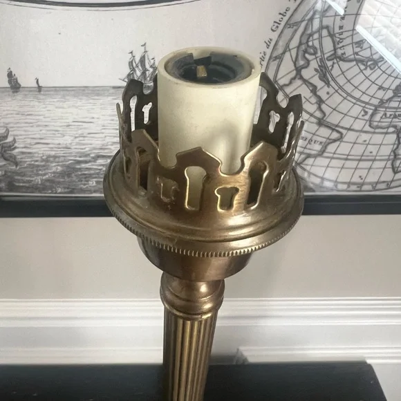 Fredrick Cooper Paw Foot Table lamps - 2 - Picture 7 of 7